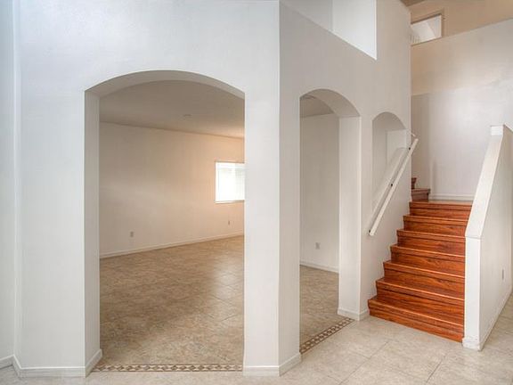 3rd image of 10521 Lucaya Dr