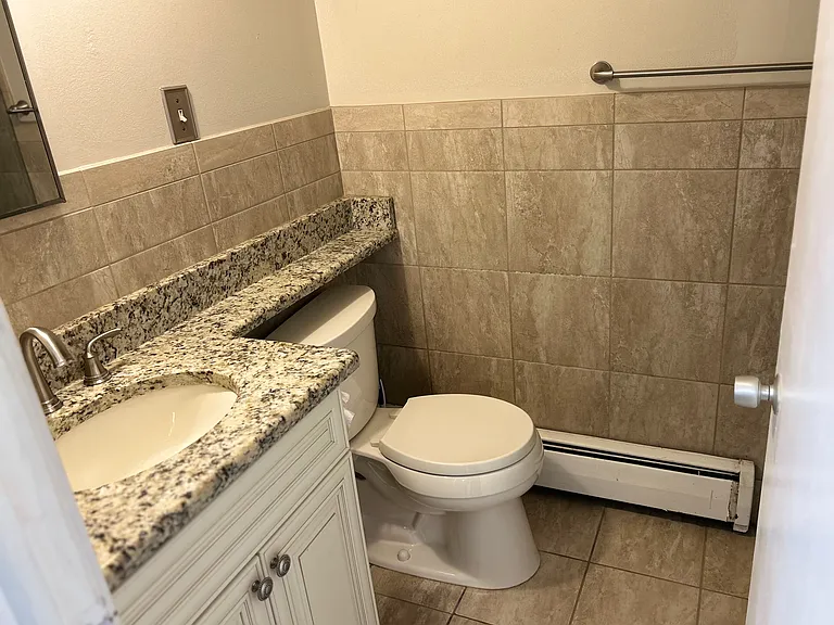 1261 Island Dr #204 — Photo 12
