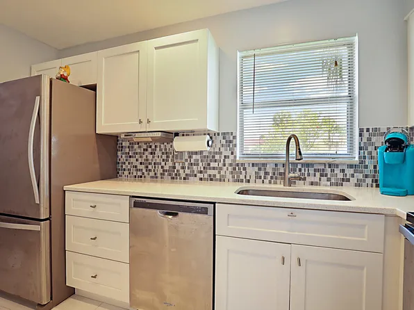328 Lake Dora Drive, West Palm Beach, FL 33411