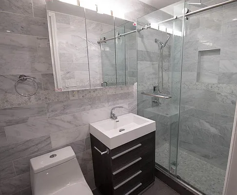 Rented by Platinum Properties | media 8