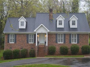 113 Woodland Dr, Stoneville, NC 27048