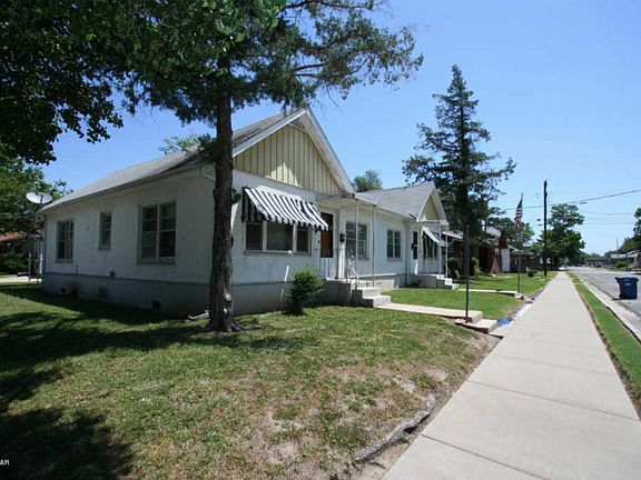 2nd image of 317-319 W 16th St