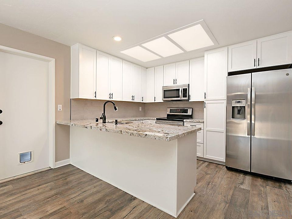 1st image of 2107 Woodbury Pl