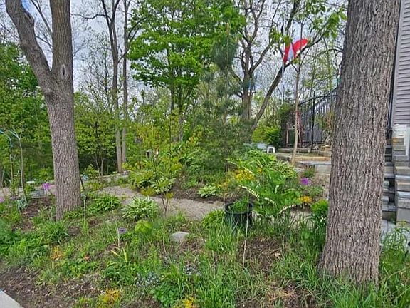 5th image of 1856 1856/1860 Longwoods Rd