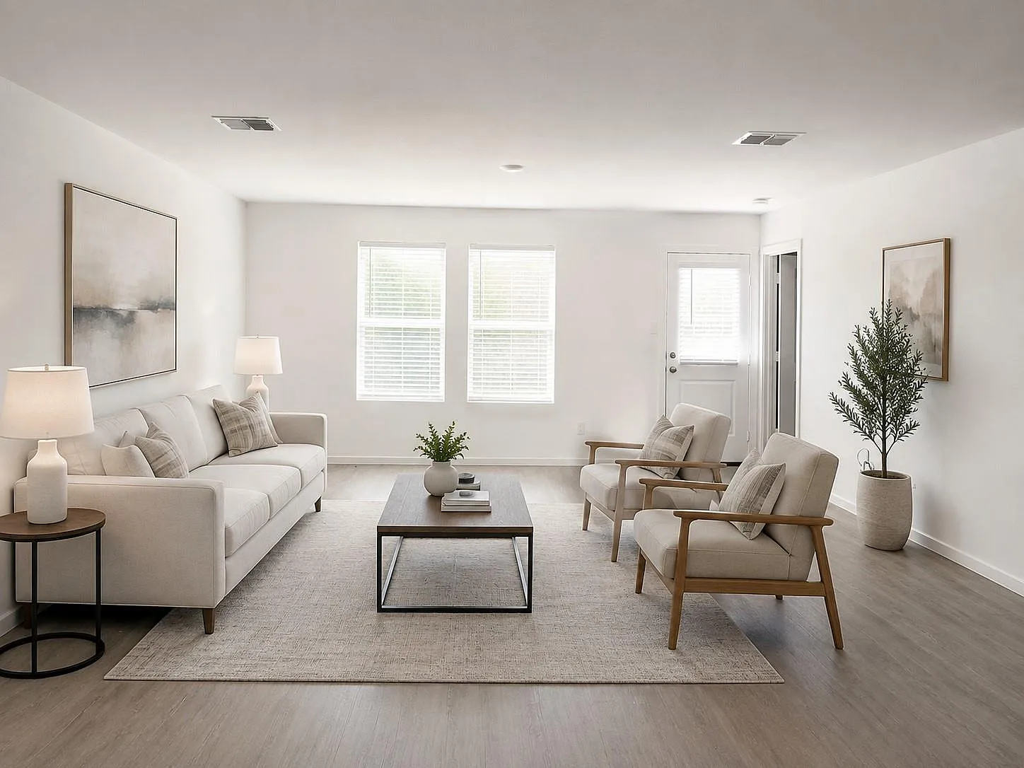 4 bed, 1720 sqft, $1,890 — Photo 2