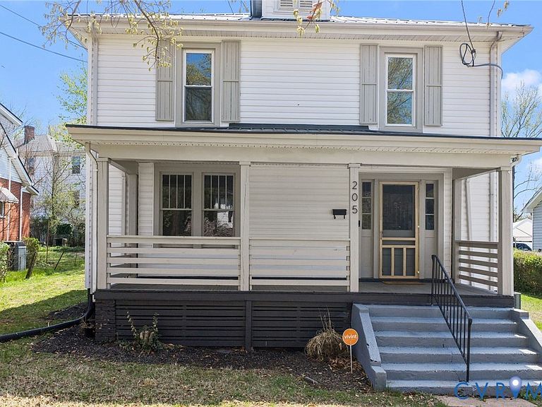 Listing photo 3