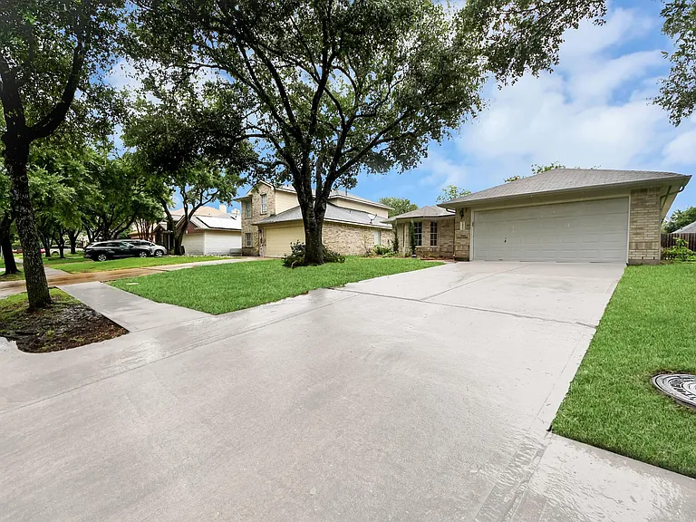 14610 Hazy Ridge Ln — Photo 37