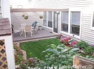17 Beecher Ln, Rocky Hill, CT 06067