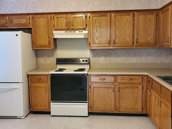 2nd image of 1537 Beaver Trail Dr