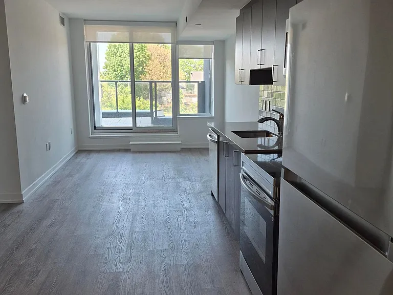556 Marlee Ave #226 — Photo 3