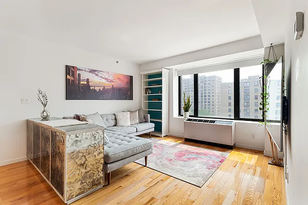 Rented by Compass | media 33