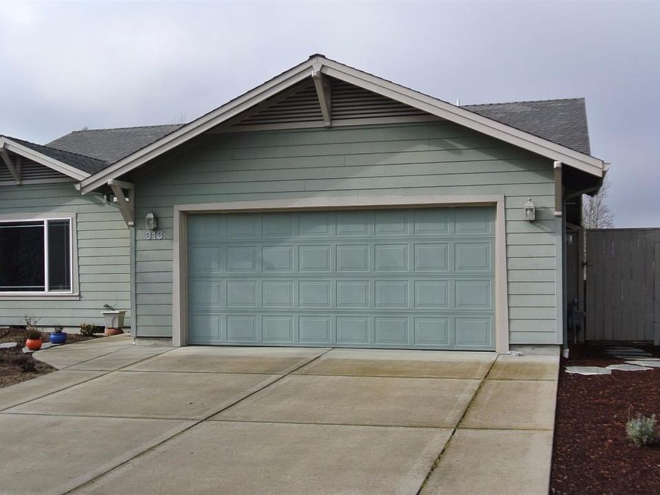 1st image of 313 Phoenix Hills Dr