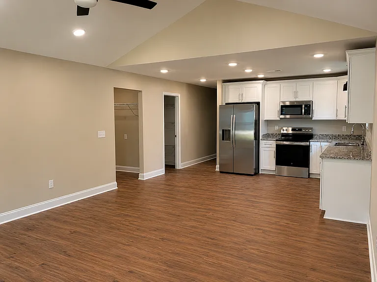 12541 Windmere Dr — Photo 5