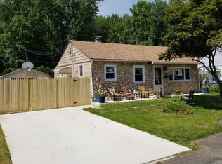 2820 Ogden Ave, Bensalem, PA 19020