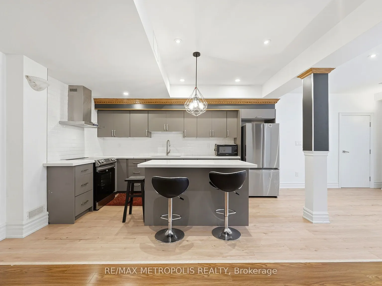 1 bed, $1,800 — Photo 1