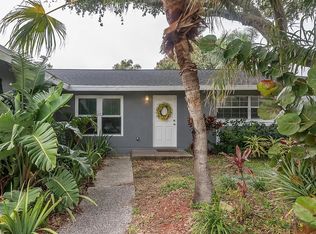 9622 Oakhurst Rd, Seminole, FL 33776