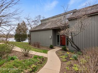 26379 W Mallard Pt, LAKE BARRINGTON, IL 60010