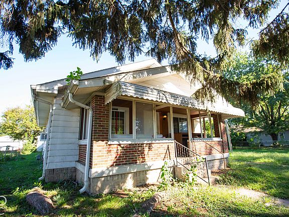 2nd image of 2513 Mars Hill St