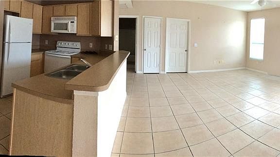 2nd image of 1985 Erving Cir APT 303