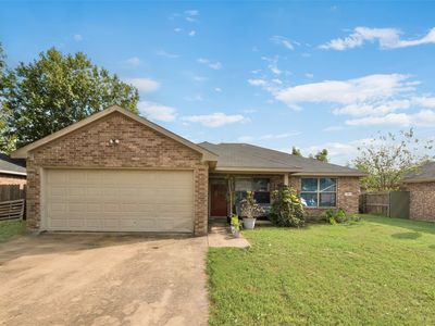 800 Phillips Cir, Kaufman, TX, 75142
