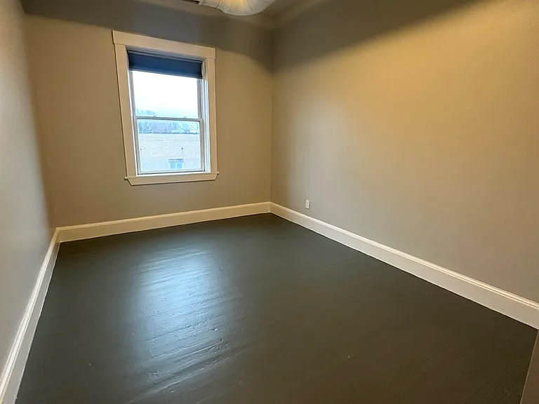3920 Lorain Ave #3 — Photo 3