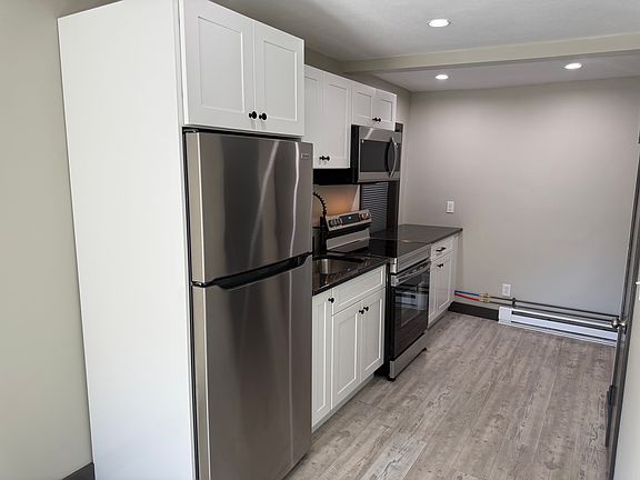 4th image of 55 N Main St #6RESIDENTIAL
