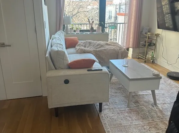 45-11 Broadway image 13 of 20