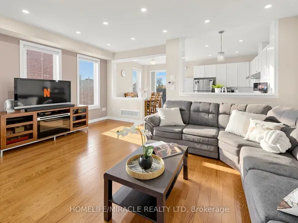 66 Rocky Point Cres, Brampton, ON L6V 4R7