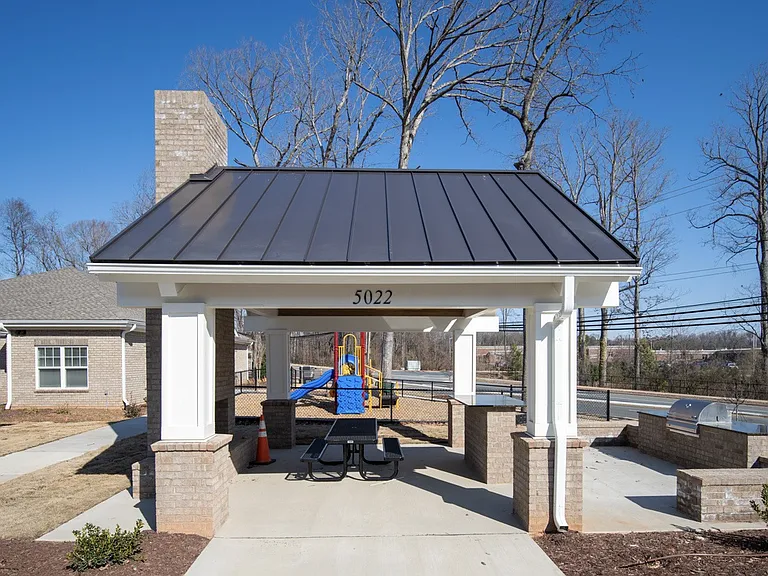 Parkside at Hickory Grove — Photo 9