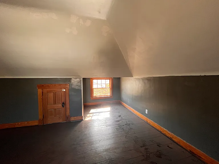 512 E Sherman St #4 — Photo 8