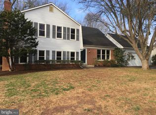 11409 Meath Dr, Fairfax, VA 22030