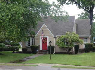 3660 W Lake Rd, Erie, PA 16505