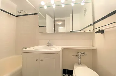 Rented by Manhattan Realty Group