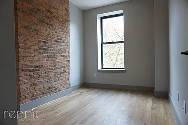 Rented by Rennit Inc.