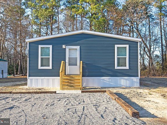 3rd image of 11315 7th St #212