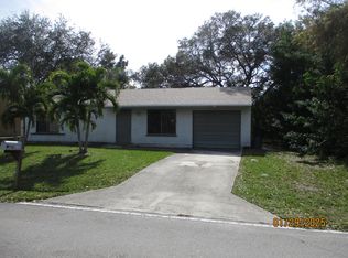 2212 SE Maslan Ave, Port Saint Lucie, FL 34952