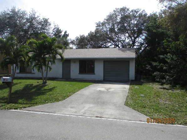 2212 SE Maslan Avenue, Port St Lucie, FL 34952