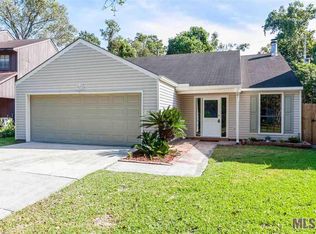 9074 Fox Run Ave, Baton Rouge, LA 70808