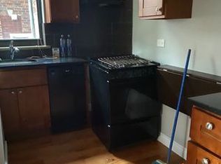 25-50 45th St #1R, Astoria, NY 11103