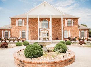 25575 Ridgeview Ln, Saint Robert, MO 65583