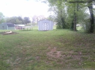 290 Mountain St, Doyle, TN 38559