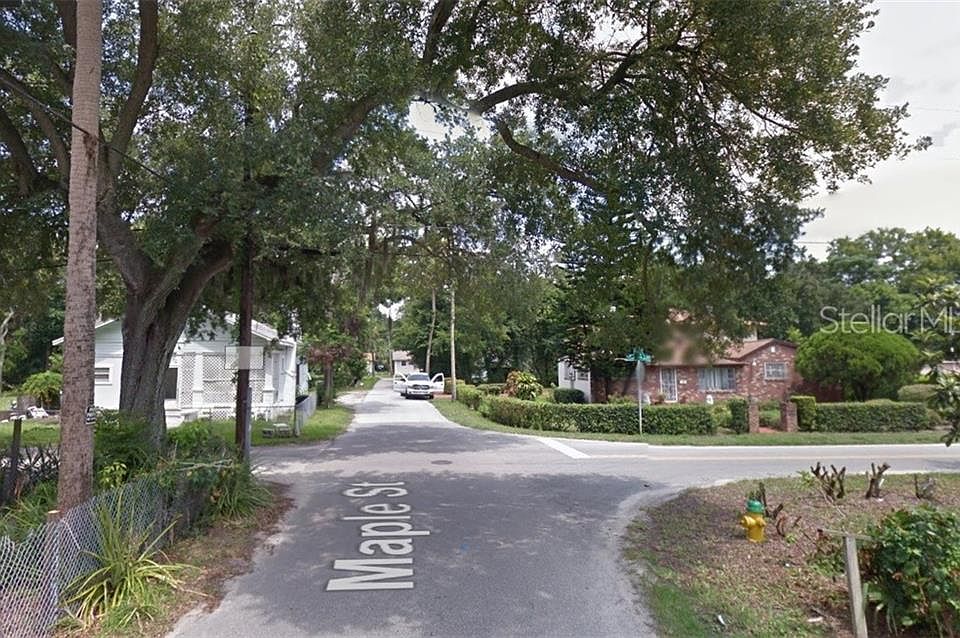 2nd image of 543 Live Oak Ave