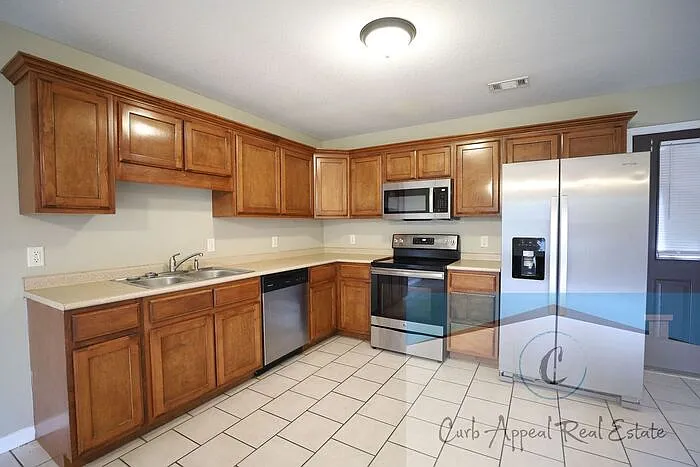 1007 Belt St #3 — Photo 7