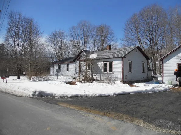8 Jackson Street, Claremont, NH 03743