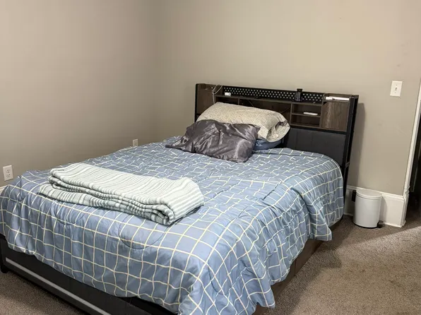 37 E Columbia St #A, Chippewa Falls, WI 54729