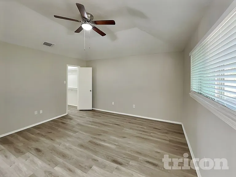 5507 Bridgegate Dr — Photo 8