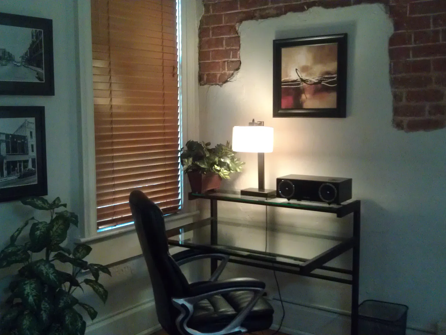 1 bed, 1000 sqft, $2,200 — Photo 3