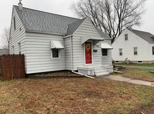 1802 3rd St NE, Austin, MN 55912