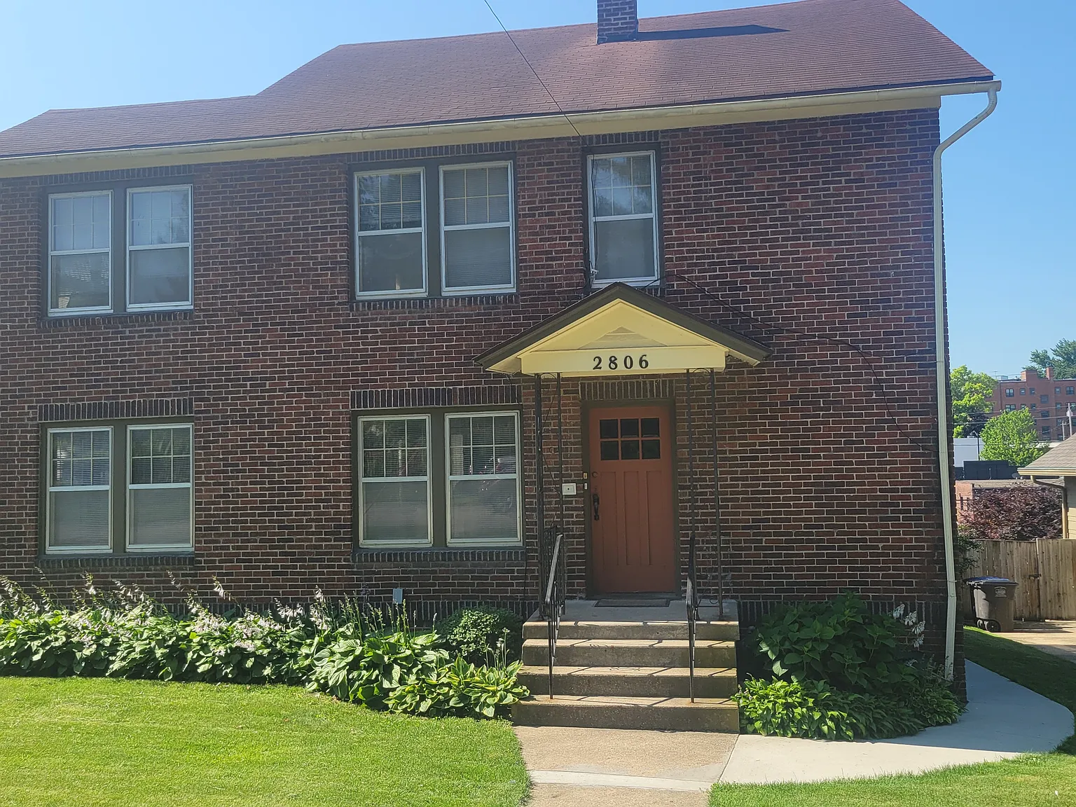 2 bed, 1126 sqft, $1,325 — Photo 1