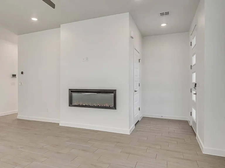 4200 NW 180th Ter — Photo 19
